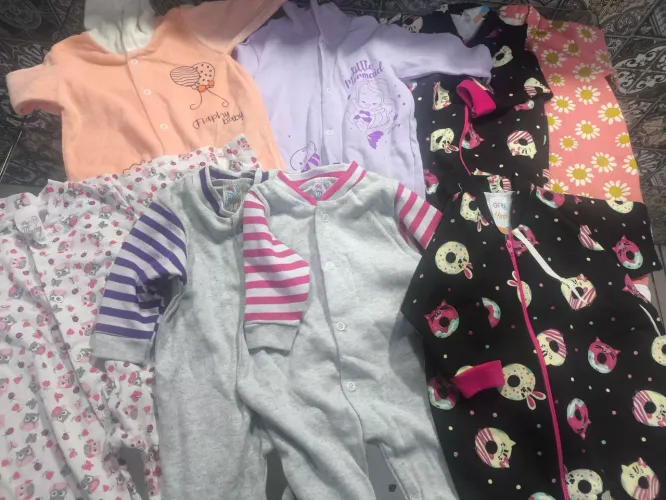 Lote de 31 roupinha pra bebê
