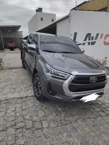 Toyota Hilux CD SRX 4X4 2.8 TDI 16V Diesel Aut. 2025