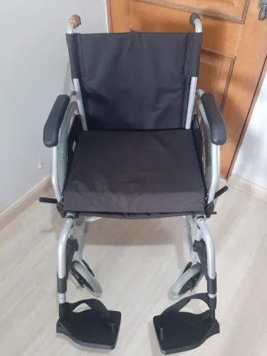 VENDO CADEIRA DE RODAS