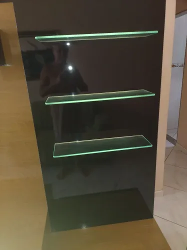 Estante em ótimo estado