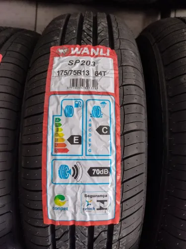 Pneu 13 novo 