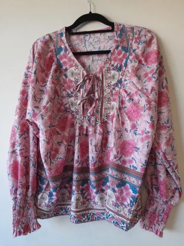 Blusa/bata