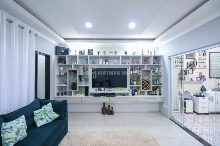 Sobrado para Locação, 280 m² no bairro Nova Gerty.