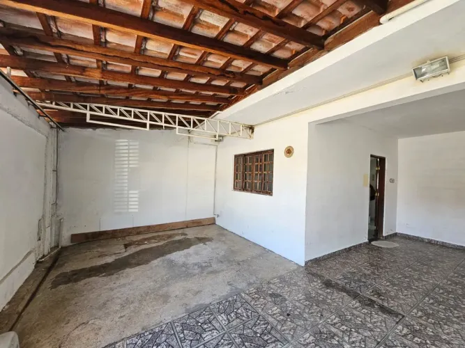 Casa com 2 Quartos à venda, 171 m² por R$ 425.000 - Jardim Abaeté - Sorocaba/SP