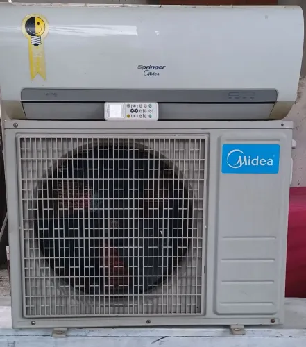 Ar condicionado convencional Midea 9000 btus