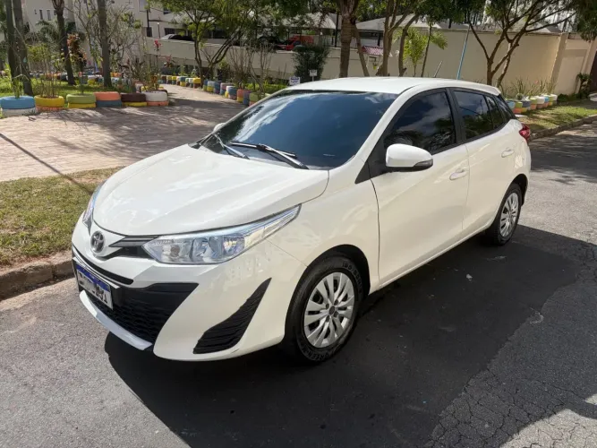 Toyota Yaris Live 1.3 Flex 16V 5P AUT 2021