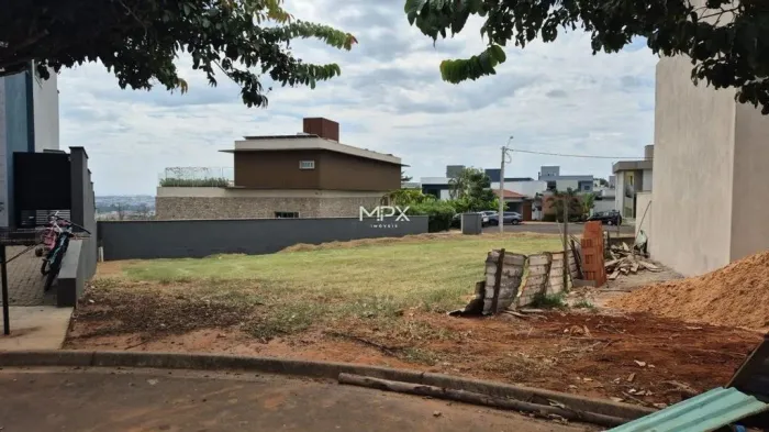 Terreno à venda no Residencial Park Unimep Taquaral em Piracicaba