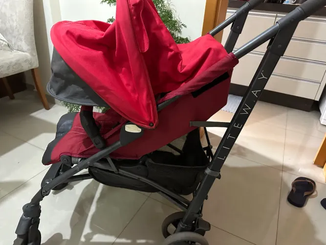 Carrinho de bebê Chico