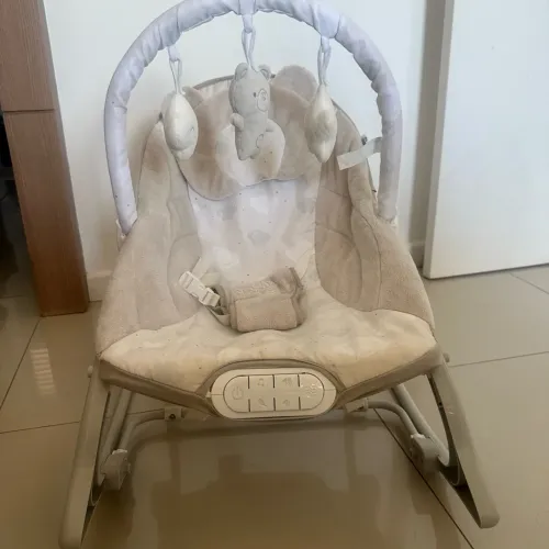 Cadeira de Descanso Bebê Musical Polar Cinza Maxi Baby