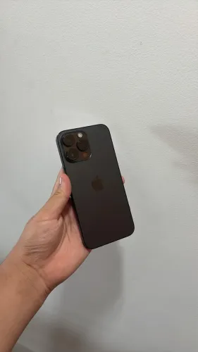 Vendo 15 Pro 128GB Preto - Seminovo