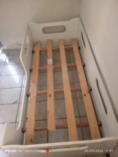 Vende-se berço cama