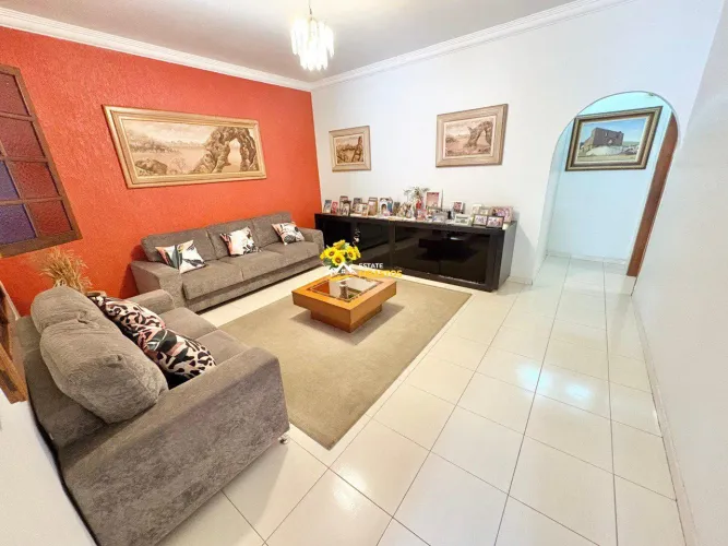 Casa colonial 270m2 com terraço e churrasqueira à venda no Ouro Preto Ref.:22364