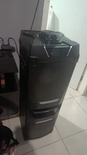 Vendo Caixa de som torre, 500 
