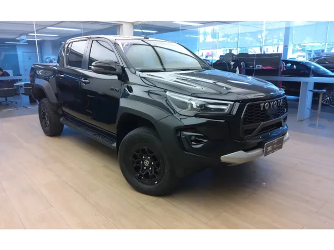 Toyota Hilux CD Gr-s 4X4 2.8 TDI Dies. Aut. 2023