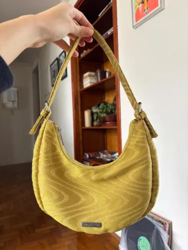 Bolsa em tecido jacquard urban outfitters