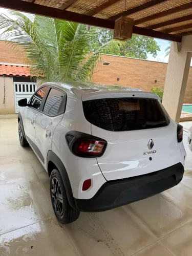 Renault Kwid Intense 1.0 Flex 12V 5P Mec. 2025