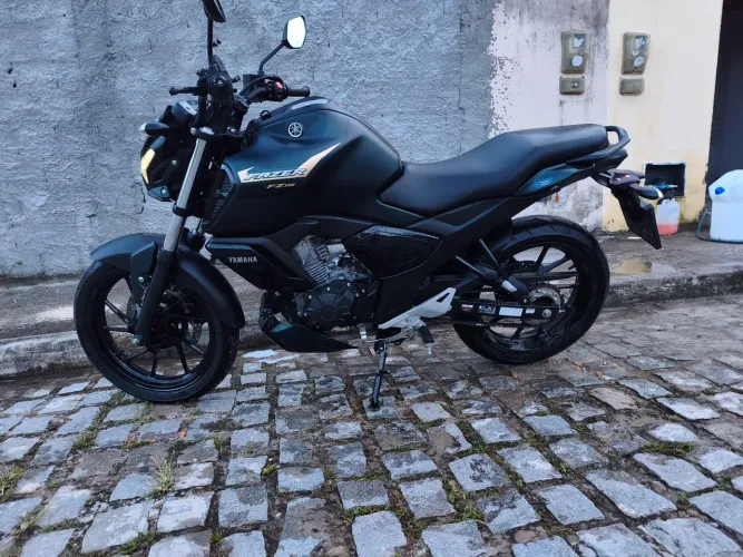 Vendo fazer fz15 conect . Abs