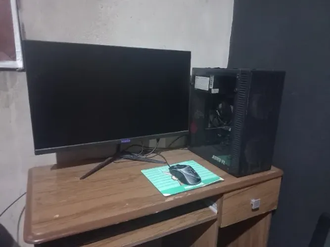 Vendo Computador Ryzen 3 3200g, 8gb ram, SSD Nvme 250gb, Monitor Gamer 23.8 p. 1ms 100mhz.