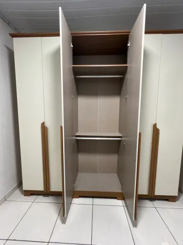Guarda-roupa