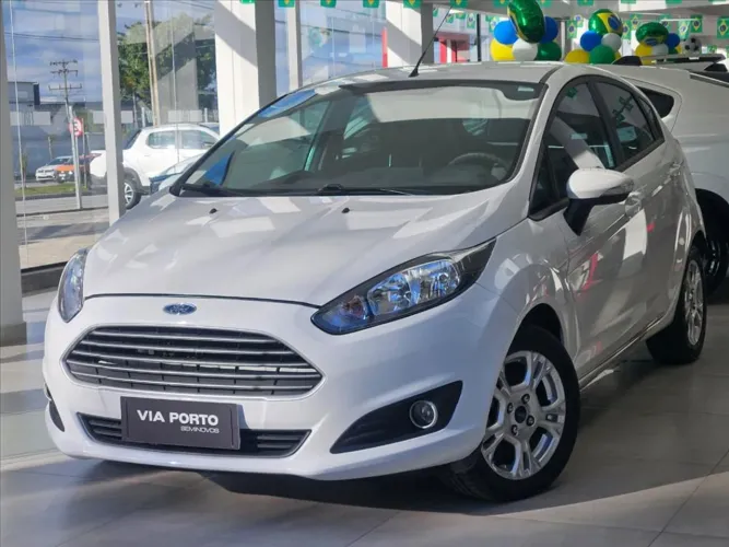 Ford Fiesta 1.6 SE Hatch 16V Flex 4P Powershift 2016