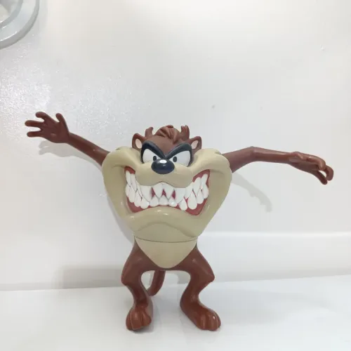 Boneco Taz Mania Looney Tunes da Estrela,