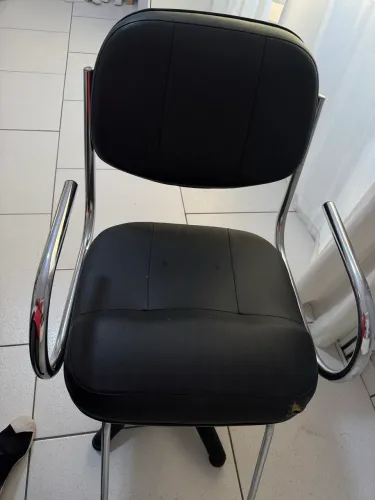 Cadeira para Cabelereiro/ barbeiro