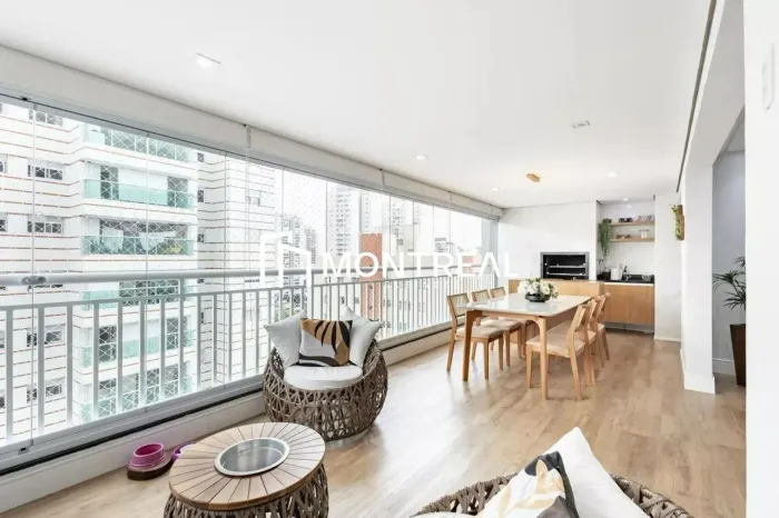 APARTAMENTO À VENDA NO TATUAPÉ - 4 DORMITÓRIOS, 2 SUÍTES, 2 VAGAS DE GARAGEM.