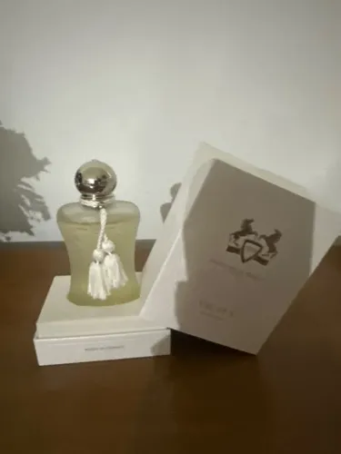 Perfume Valaya