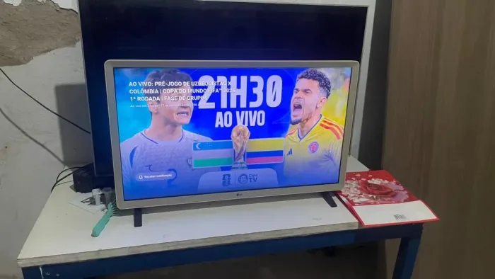 Smart TV 32 LG webOs - nenhum defeito, Bluetooth.. Aceito cartão tbm **