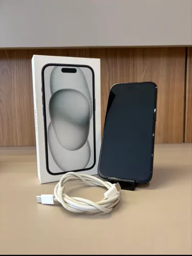 Iphone 15 preto
