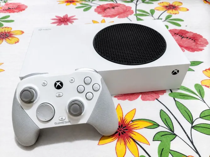 Xbox Series S 1 Ano de Uso + GameSir G7 Pro Original