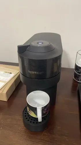 Cafeteira Nespresso Vertuo Pop Preto Clássico 110v