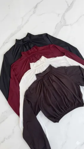 Cropped Gola Alta Manga Longa Franzido Básico Blogueira