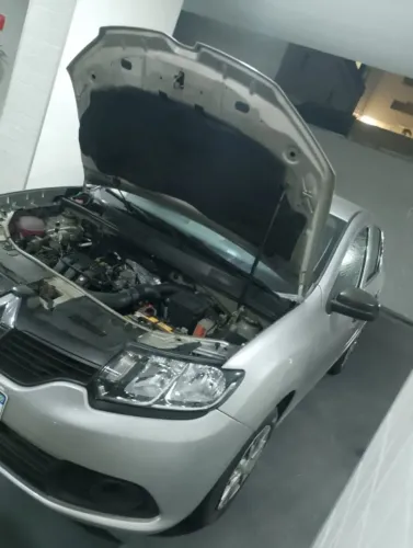 Alugo Renault Logan 1.0 - 2019/2020