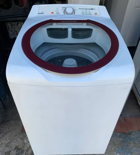 Lavadora de roupa Brastemp 11 kg usada 110 volts dou garantia de 3 meses. Revisada