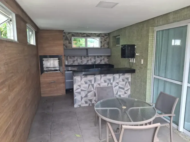 2/4 com suíte no Jardim Apipema