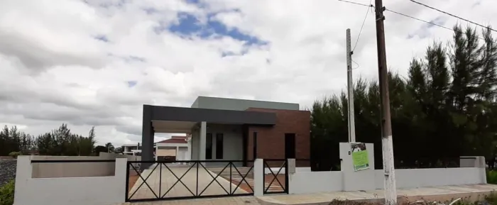 Casa a venda no Condomínio Green Ville.