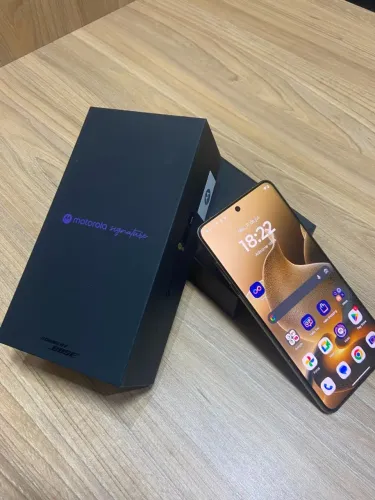 Motorola Signature 5G - 512gb + 24gb RAM
