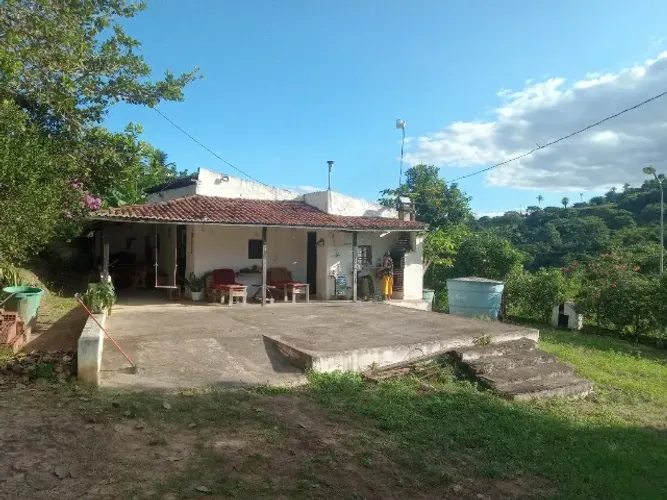 Sitio venda ou troca. terreno 2.000m2 localizado na cidade de lagoa seca. 8km da cidade.