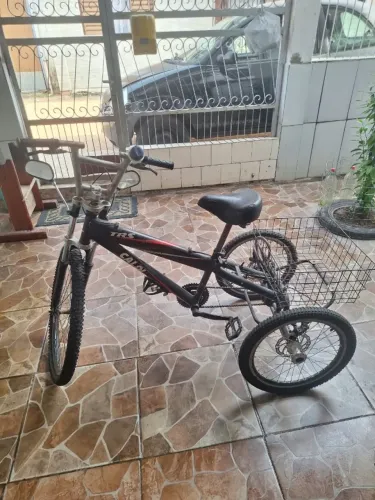Triciclo Caloi