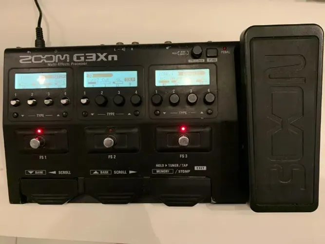 Pedaleira Zoom G3xn