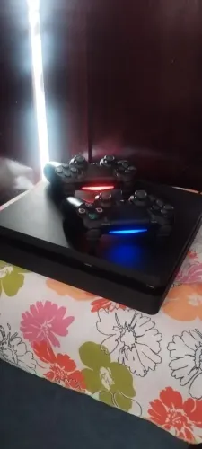 PS4 slim 1tb desbloqueado