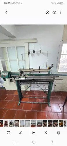 Máquina de tecer motorizada