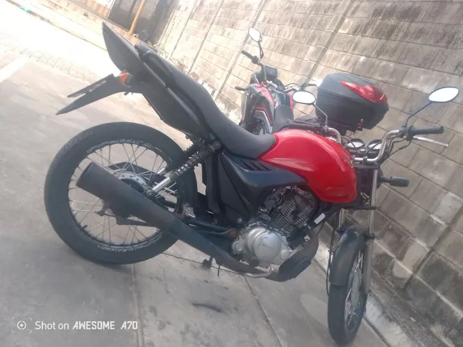 Vendo fan 125 emplacada,toda em ordem!
