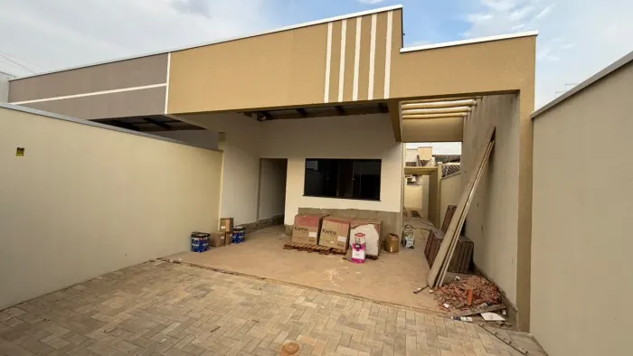 Casa com 2 Quartos à Venda, 77 m² por R$ 320.000,00 - Loteamento Bertaville - Palmas/TO