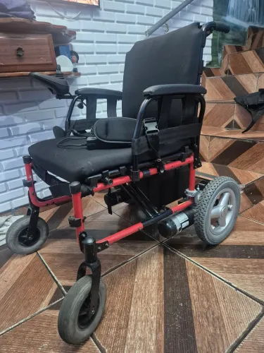 Cadeira motorizada ortobras E5 (nova)