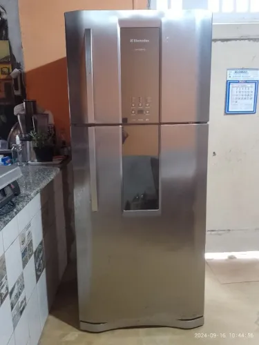 Geladeira Electrolux Frost Free 553 Litros