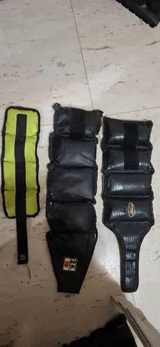 Três pares de caneleiras 1, 2 , 3 kilos