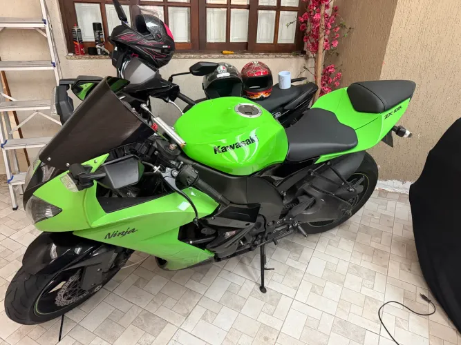 Kawasaki ninja Z10