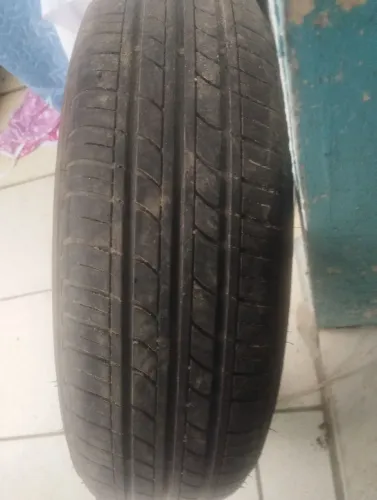 Pneu 175/75 R14